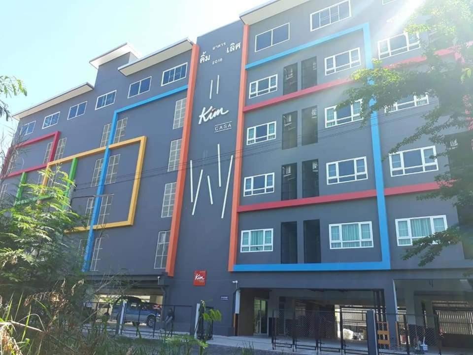 Hotel Kim Casa Nakhon Sawan Esterno foto