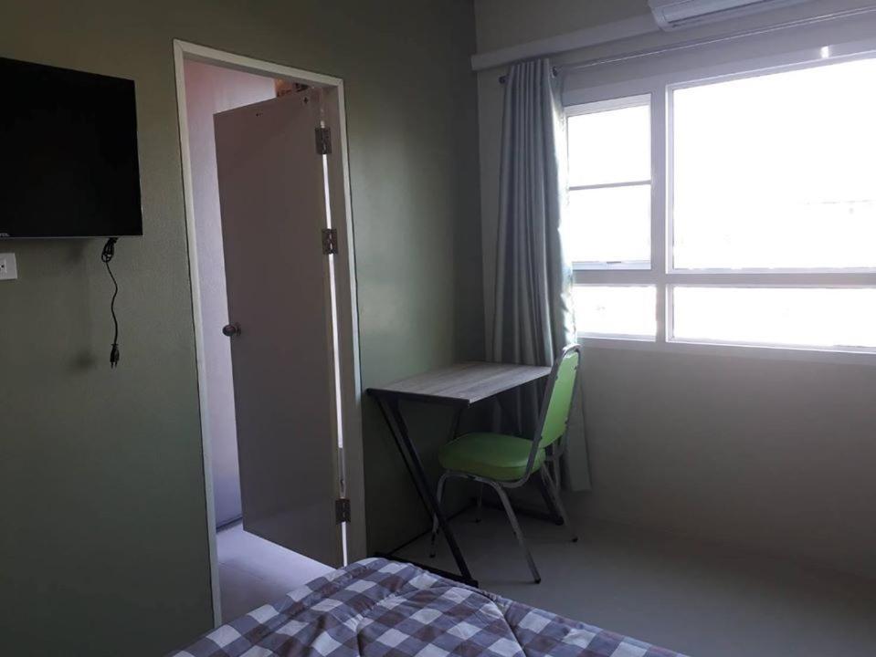 Hotel Kim Casa Nakhon Sawan Esterno foto