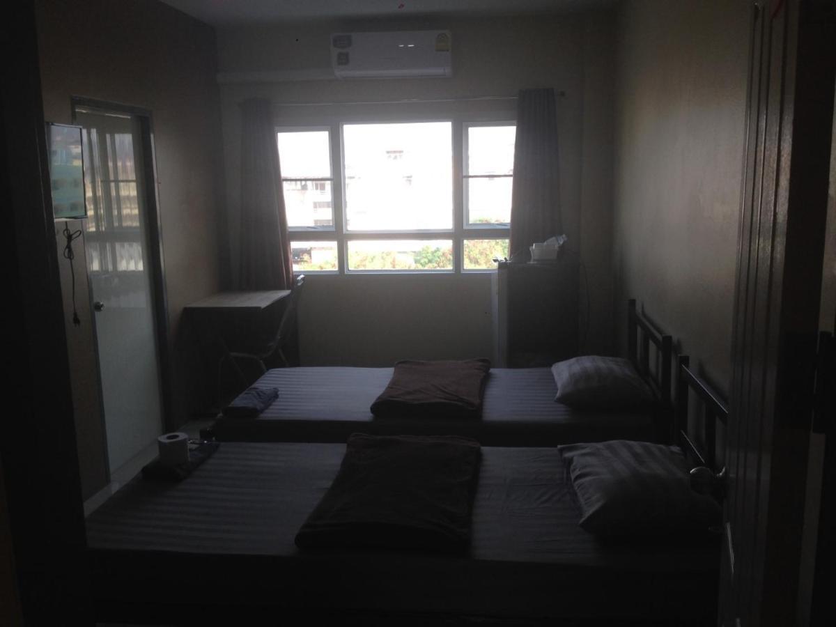Hotel Kim Casa Nakhon Sawan Esterno foto