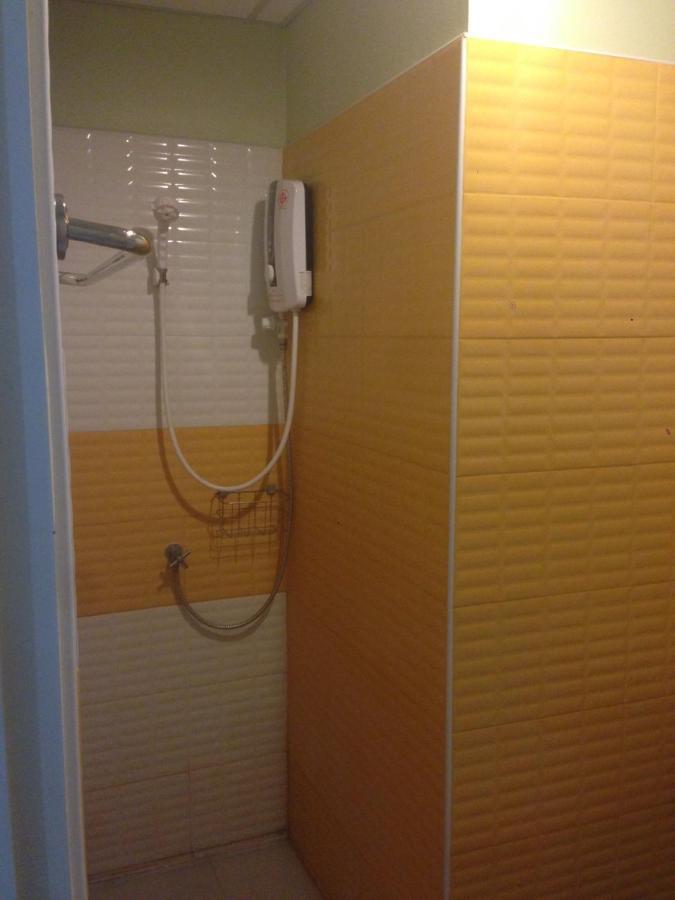 Hotel Kim Casa Nakhon Sawan Esterno foto