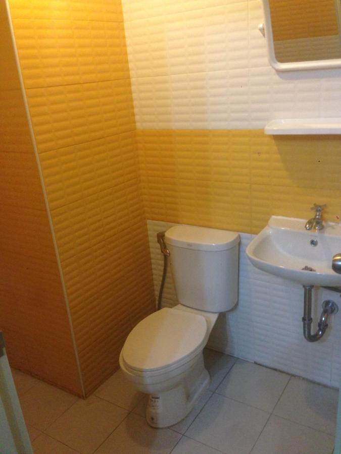 Hotel Kim Casa Nakhon Sawan Esterno foto